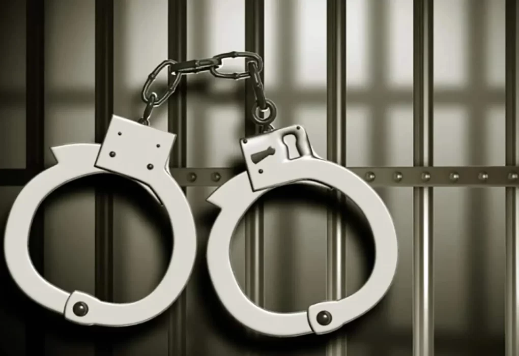 Six minors were detained for a theft that cost Rs 70 lakh in Chandni Chowk, Delhi.