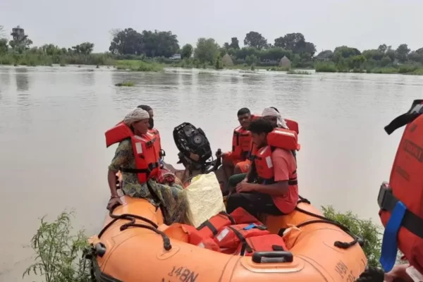 16 people fall overboard as a boat crashes in chhapra