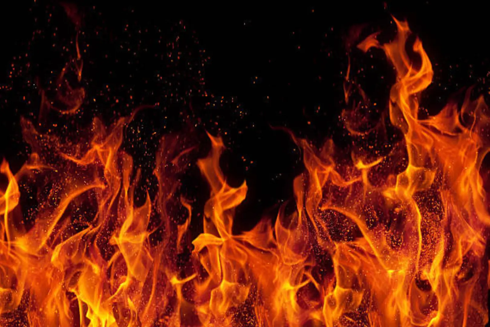 a commercial complex in hyderabad experiences a fire
