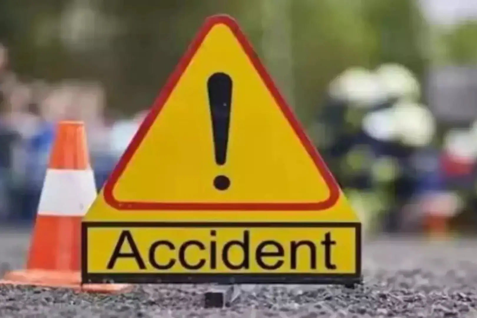 bihar: truck and car collide, killing three and injuring two