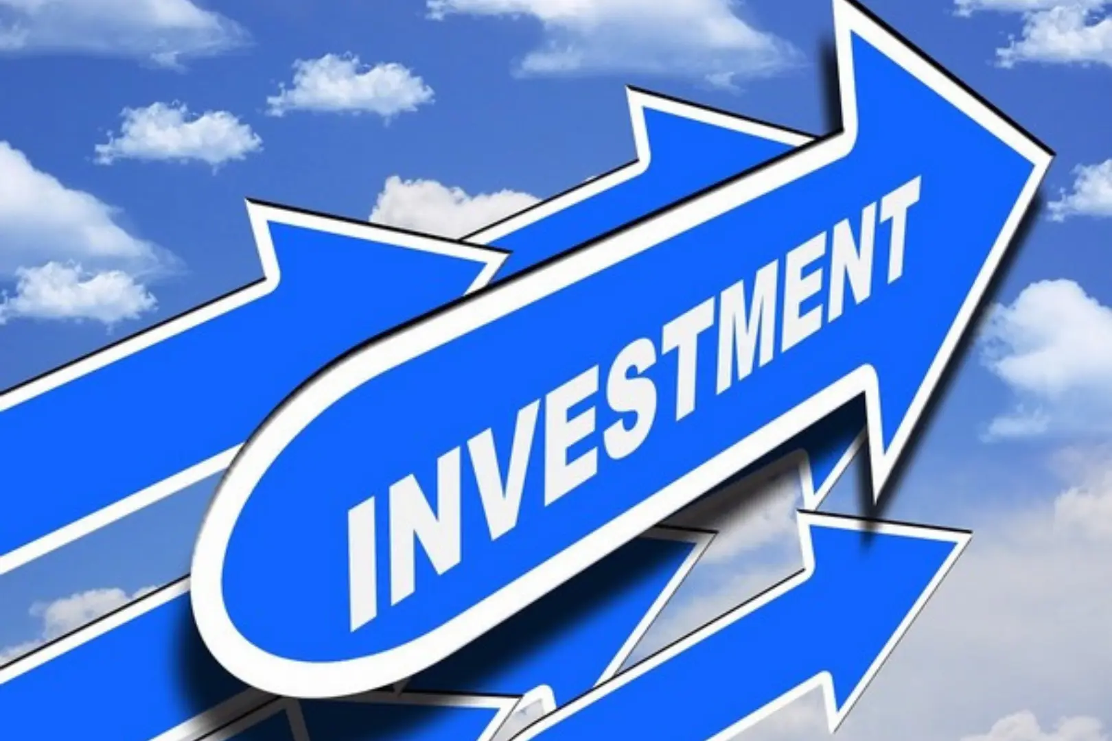 800 billion USD is still held in Indian stocks by foreign investors, but further selling could be risky: Report