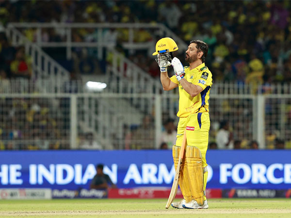dhoni