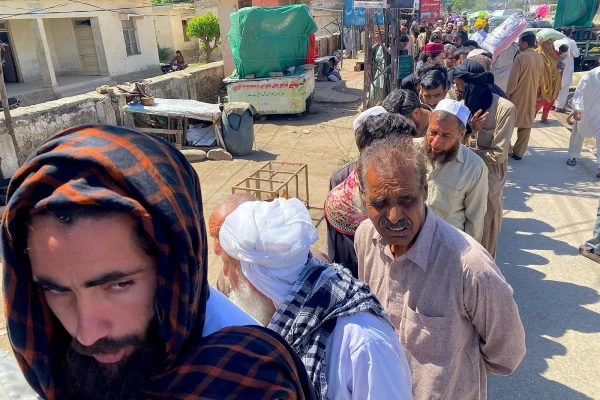 Hunger and despair in Karachi: Pakistan’s gas shortage reveals government’s inability to take care of its citizens karachi