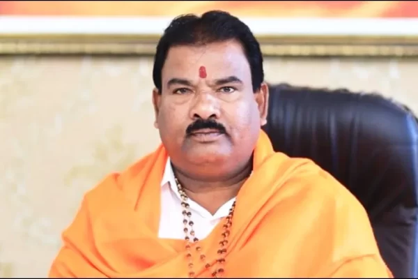 Fusty food, rats, soil in Kitchen”: Shiva Sena MLA Sanjay Gaikwad makes clarification amid controversial video sanjay gaikwad
