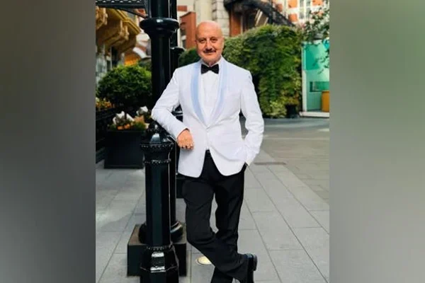 anupam kher