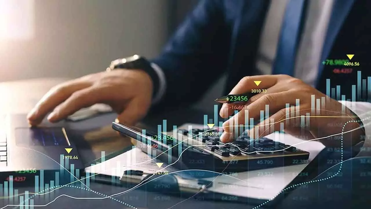 Stock Markets Show Mixed Performance Amid Global Uncertainty