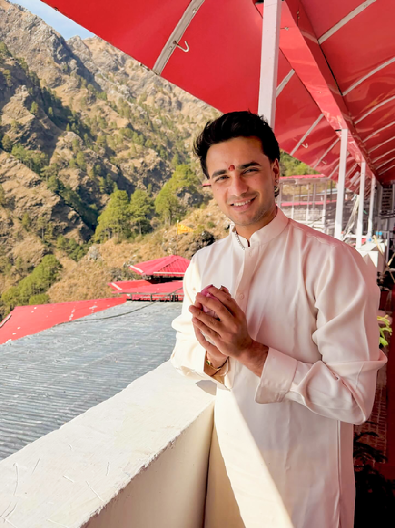 Abhishek Sharma Visits Vaishno Devi After India’s T20 World Cup Victory